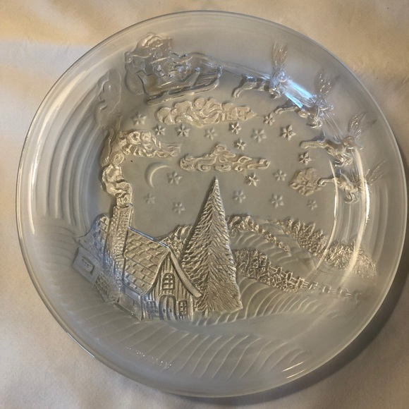 Frosted 7” Twas the Night Before Christmas Plate by Celebrations Crystal Clear - Picture 4 of 10